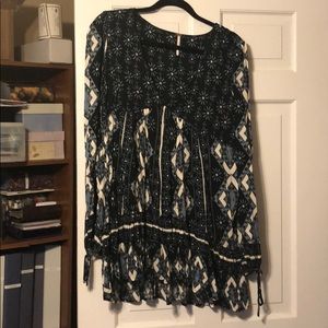 Free people shirt/could be worn as dress